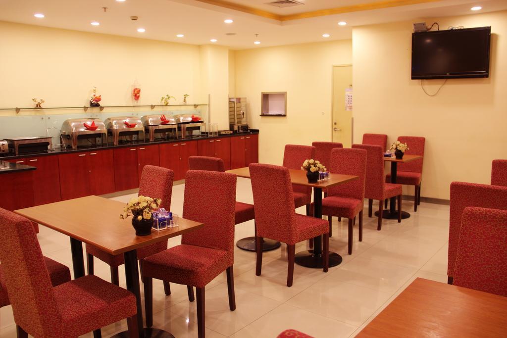 Hanting Express Shanghai Songjiang North Renmin Road Bagian luar foto